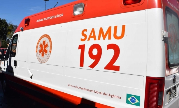 Entregador de gs sofre acidente no Centro de Itaperuna  