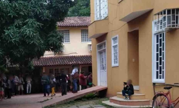 Micro-ondas é furtado na Casa Laranja de Itaperuna