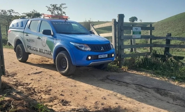 Polícia recupera cavalos furtados em propriedade rural de Italva
